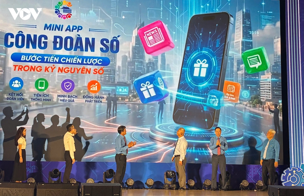 ra-mat-mini-app-cong-dan-so.jpg