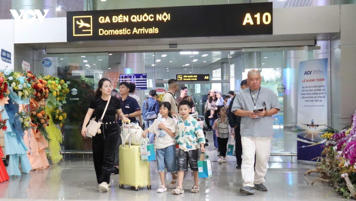 san-bay-lien-khuong-chinh-thuc-hoat-dong-tro-lai-6.jpg