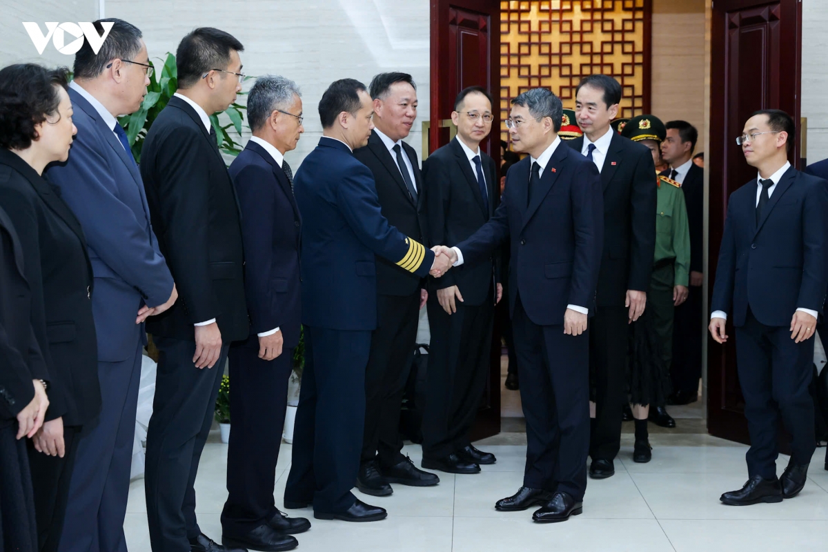 thu-tuong-le-minh-hung-vieng-nguyen-thu-tuong-trung-quoc-chu-dung-co-1.jpg