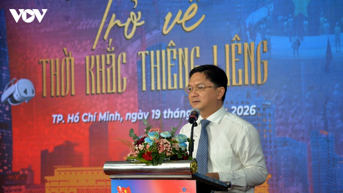 tro-ve-thoi-khac-thieng-lieng-tai-dinh-doc-lap-12.jpg