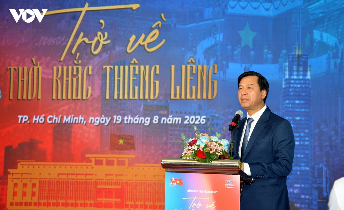 tro-ve-thoi-khac-thieng-lieng-tai-dinh-doc-lap-13.jpg