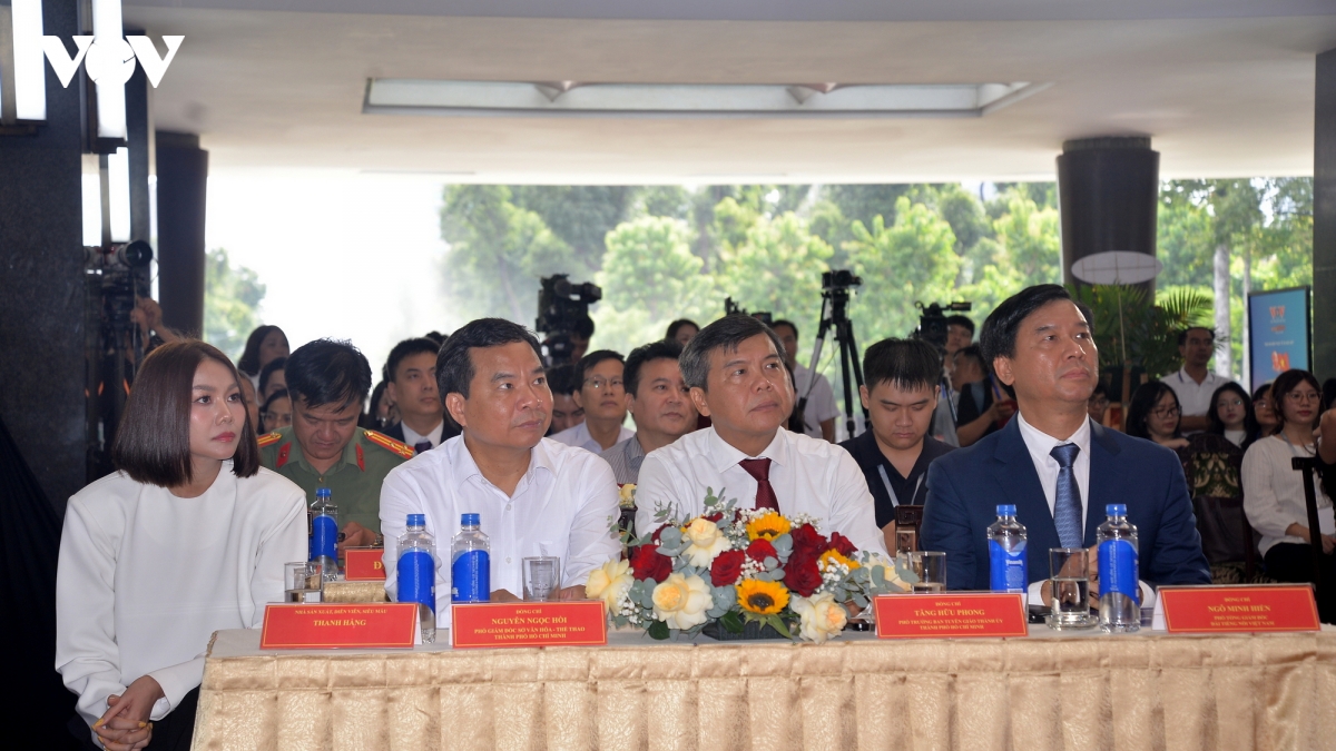 tro-ve-thoi-khac-thieng-lieng-tai-dinh-doc-lap-8.jpg