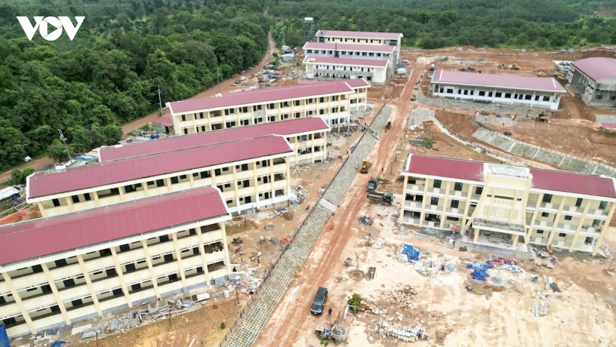 truong-noi-tru-lien-cap-gia-lai-truoc-ngay-hoan-thien-anh-1.jpeg