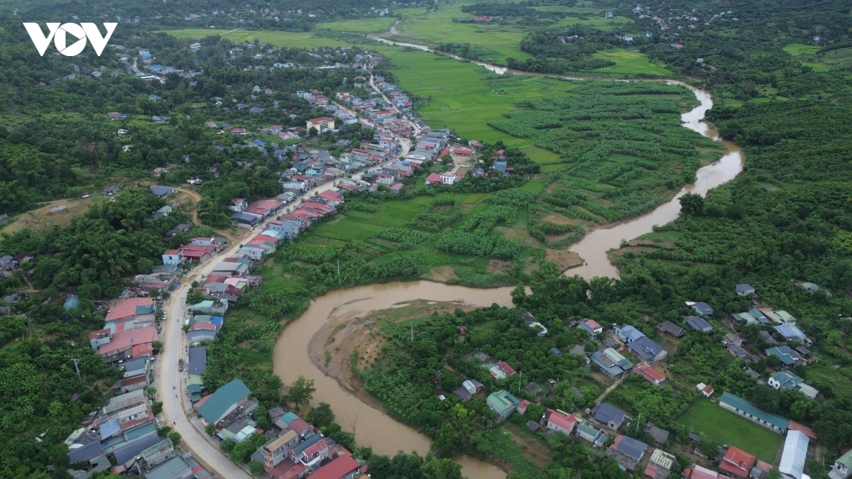 1.-muong-bu-la-xa-vung-iii-cua-tinh-son-la-co-dia-ban-rong-mot-bo-phan-nguoi-dan-it-co-co-hoi-tiep-can-cac-dich-vu-y-te.jpg