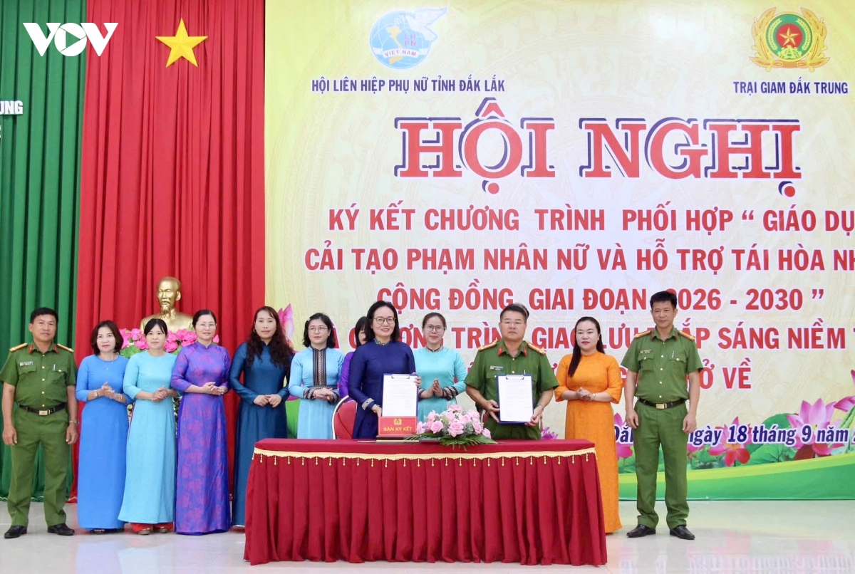 18-9-phoi-hop-1.jpg