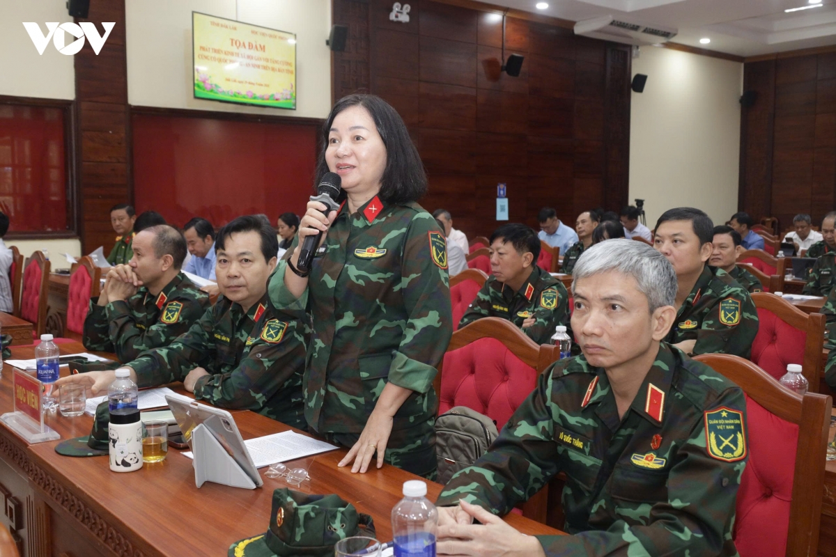 cac-dai-bieu-phat-bieu-.jpg