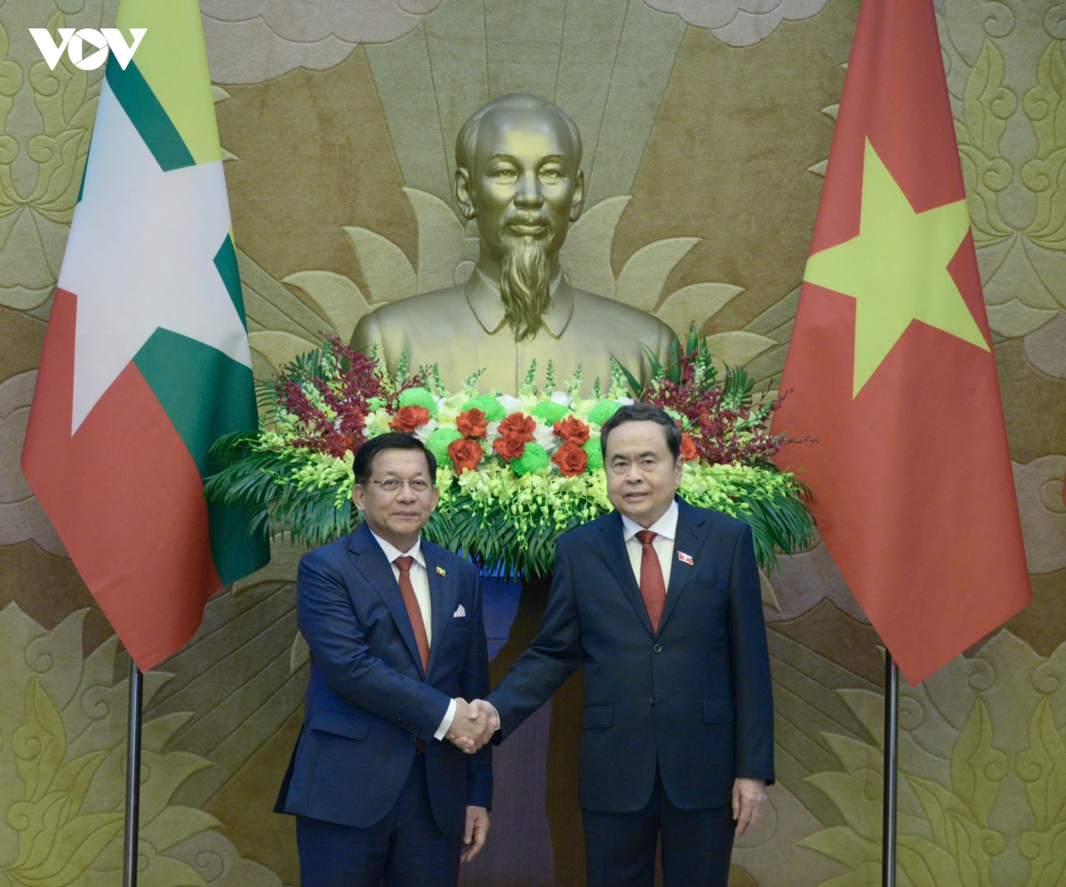 chu-tich-quoc-hoi-tran-thanh-man-hoi-kien-tong-thong-myanmar-11.jpg