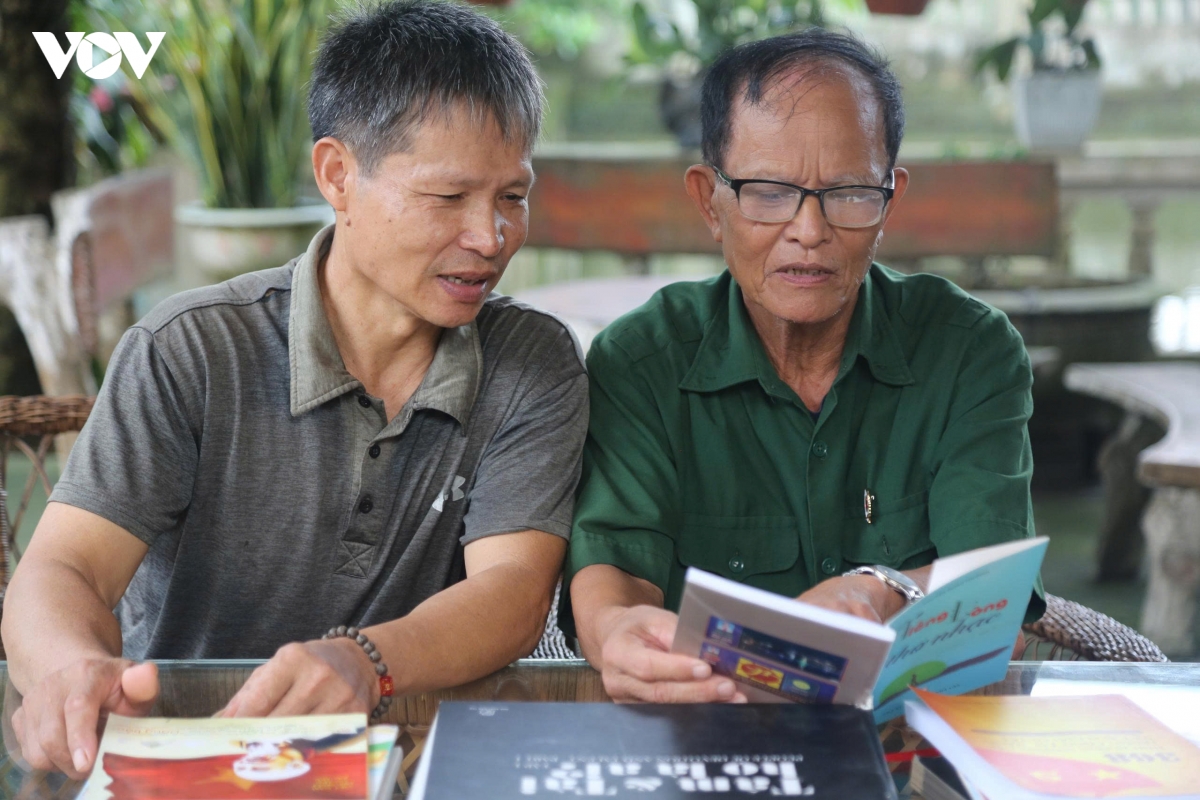 cuu-binh-78-tuoi-danh-ca-doi-ke-chuyen-chien-tranh-giao-duc-truyen-thong-3.jpg