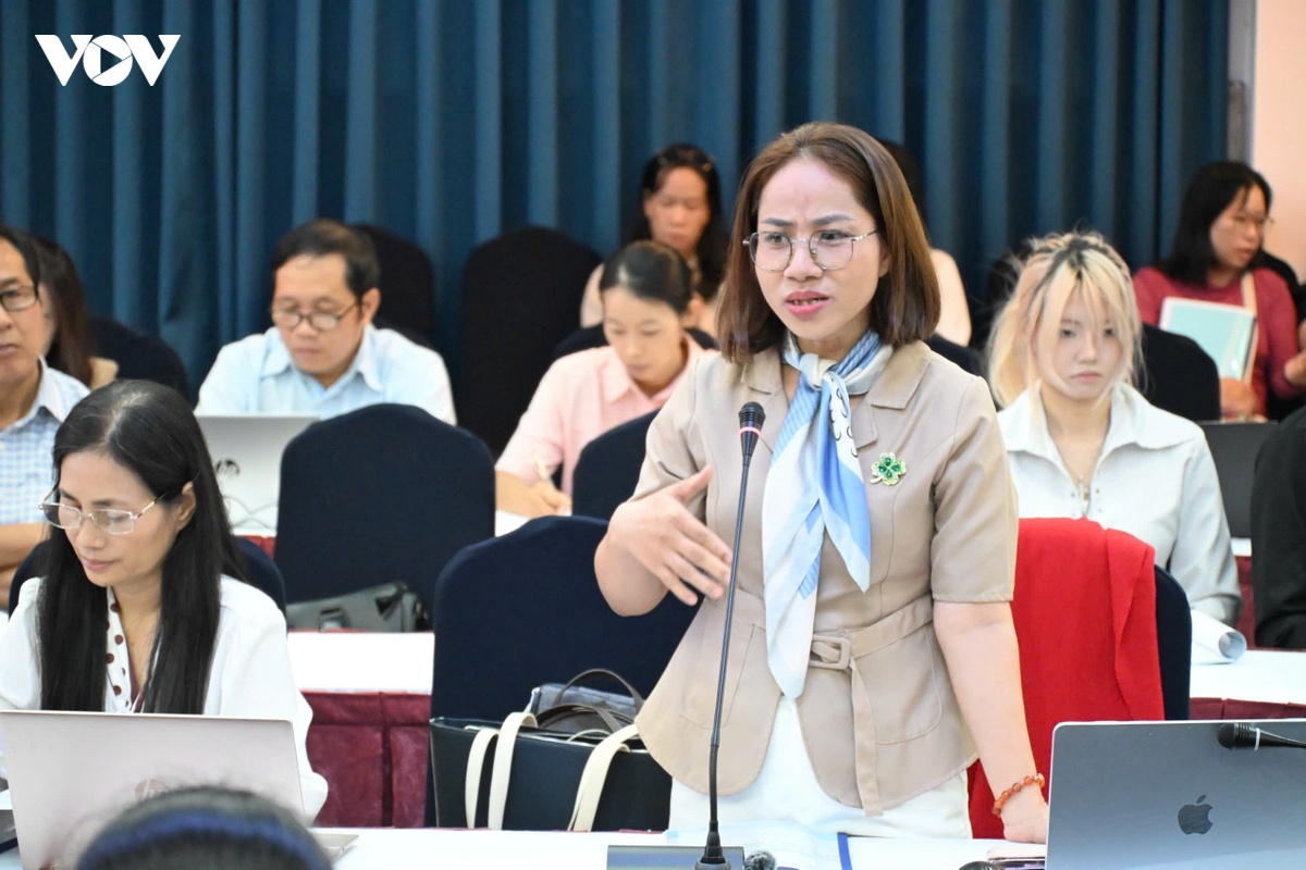 hoc-sinh-2.jpg