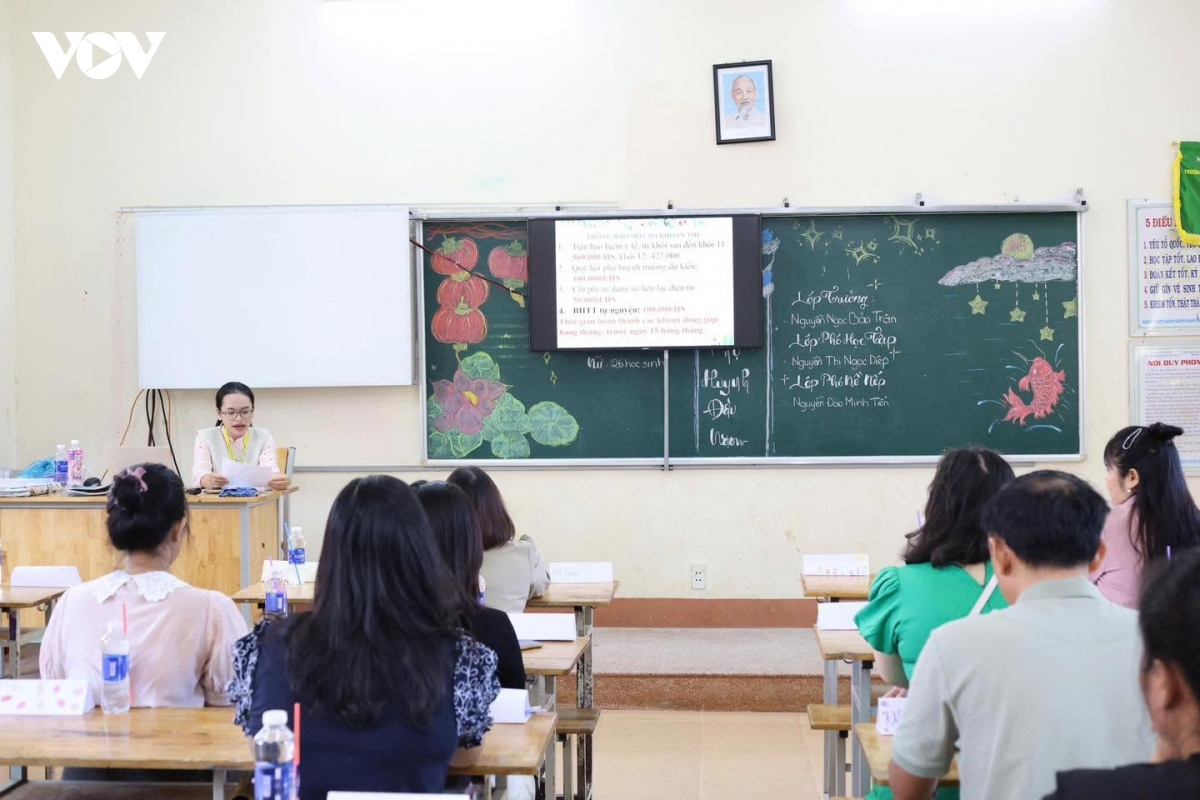 Đắk Lắk yêu cầu các khoản thu phải được công khai để phụ huynh, học sinh biết, giám sát.