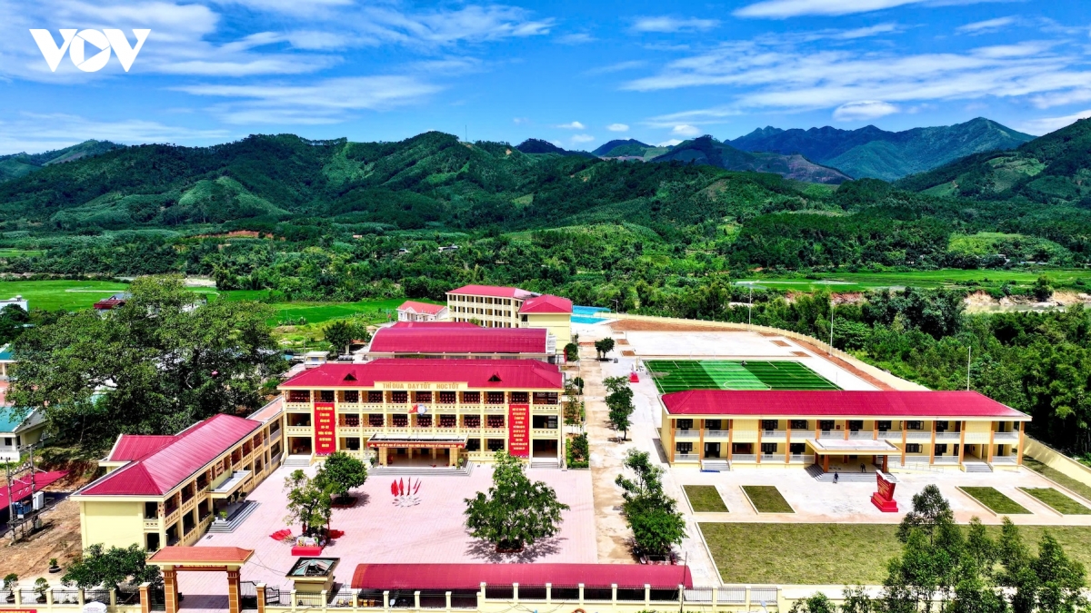 mien-nui-hai-dao-quang-ninh-nam-hoc-moi_1.jpg
