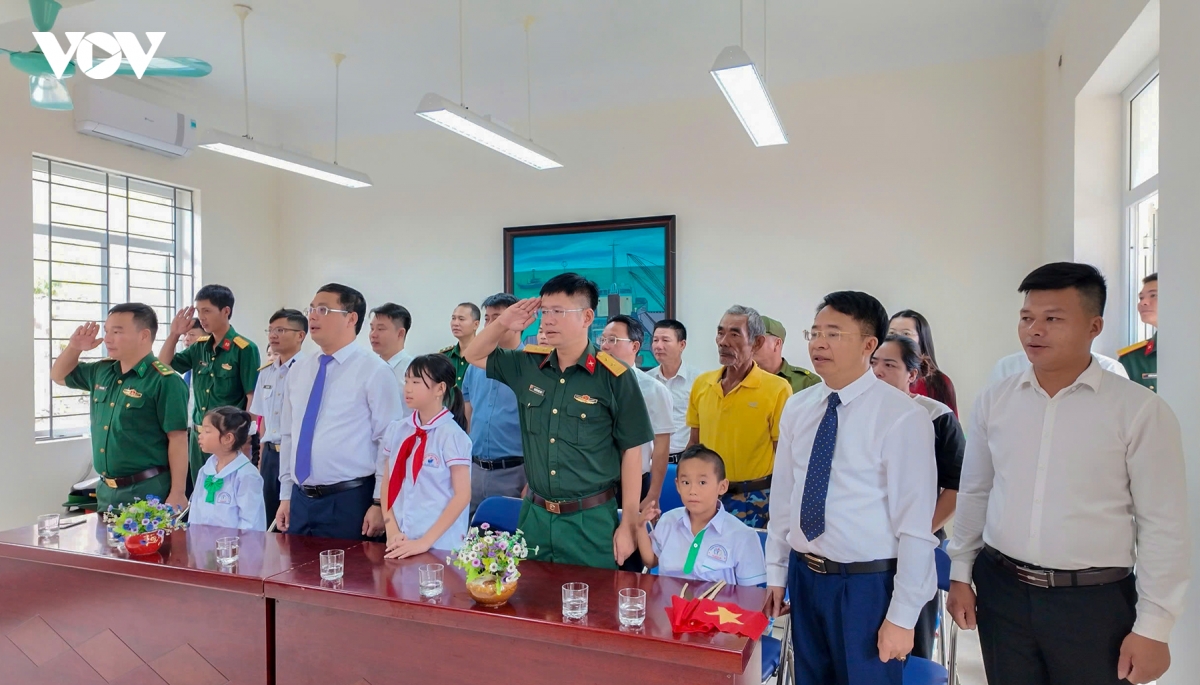 mien-nui-hai-dao-quang-ninh-nam-hoc-moi_10.jpg