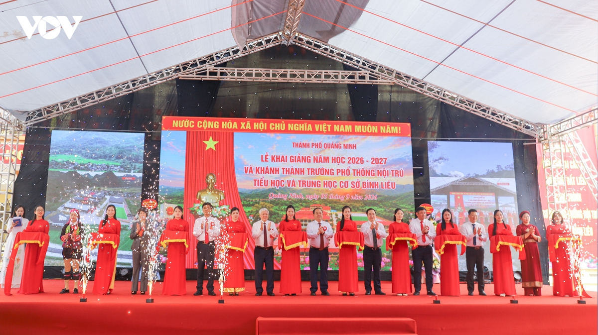 mien-nui-hai-dao-quang-ninh-nam-hoc-moi_3.jpg