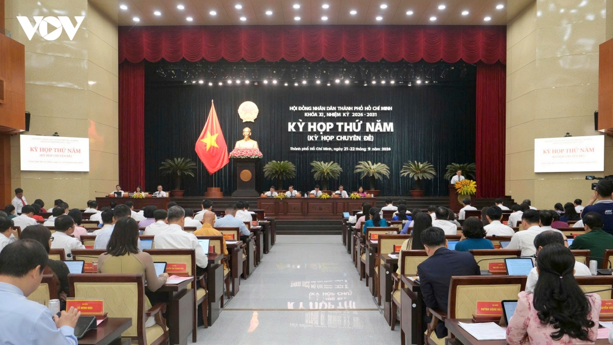 ong-truong-minh-huy-vu-duoc-bau-lam-pho-chu-tich-ubnd-tphcm-2.jpg
