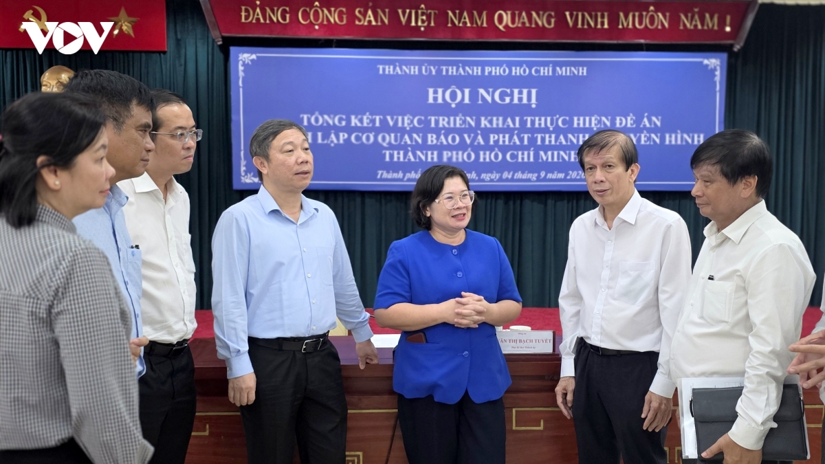 pho-bi-thu-thanh-uy-tphcm-bao-chi-can-tan-dung-co-hoi-tu-luat-phat-trien-do-thi-4.jpg