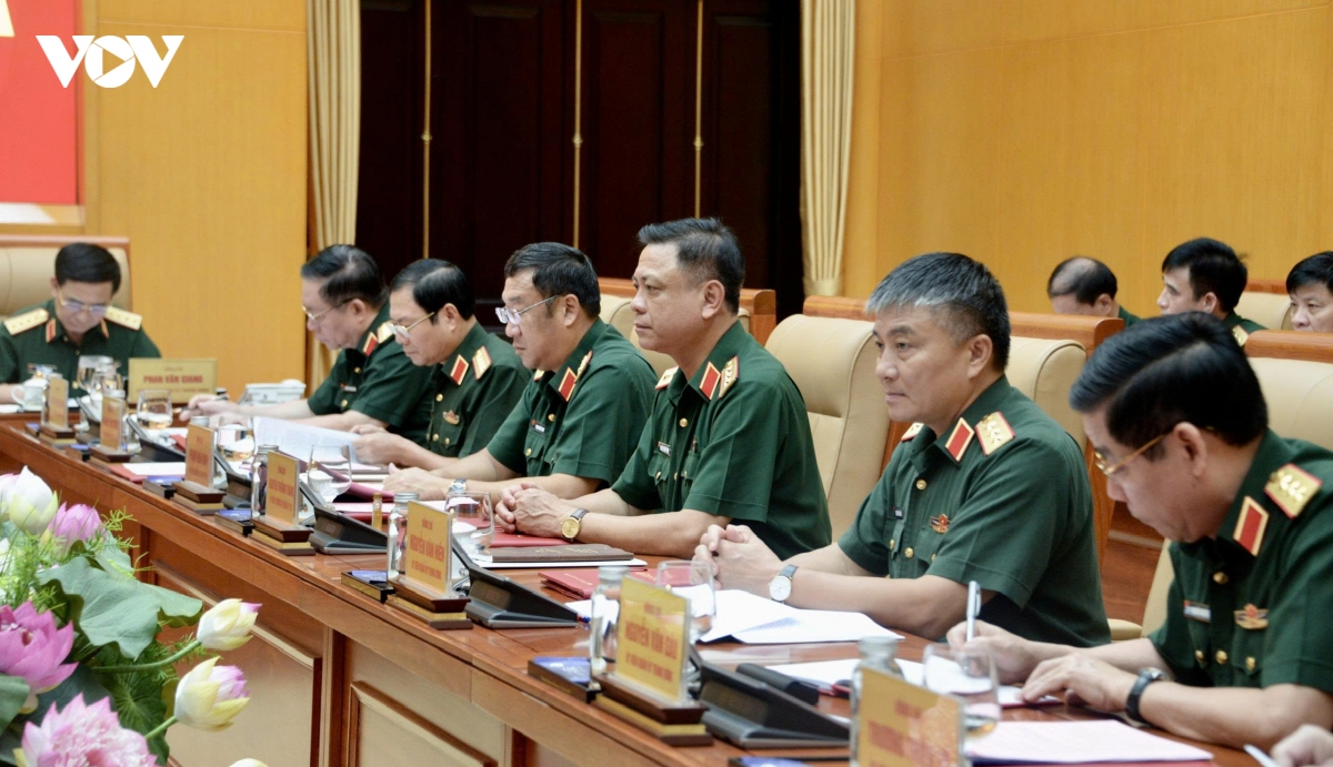 qun-uy-trung-uong-1.jpg