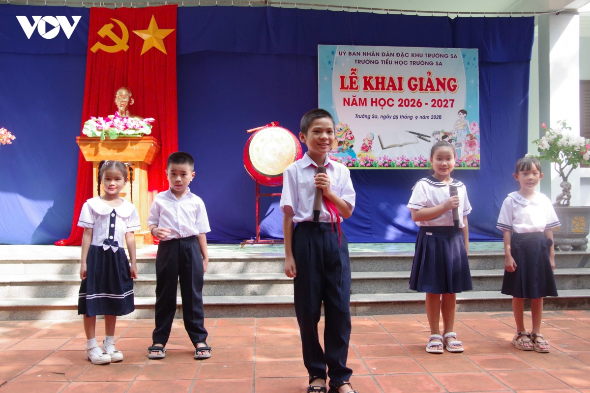 tieng-hat-hoa-cung-tieng-song-bien.jpeg