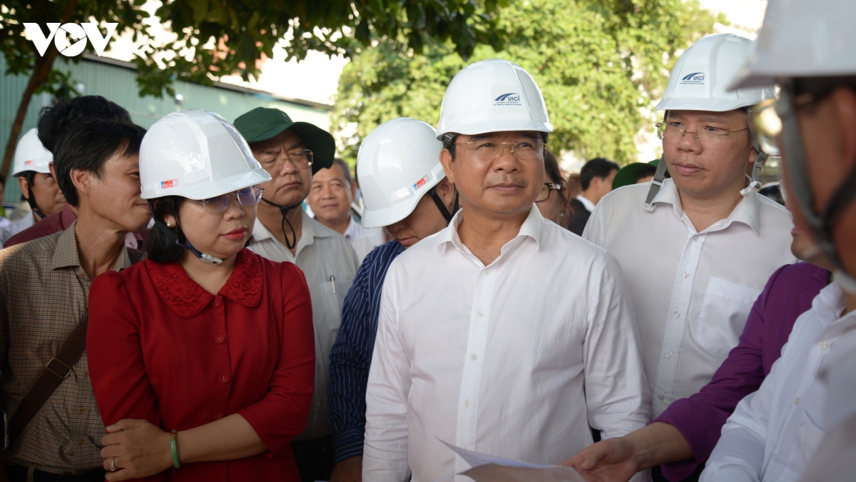 tp-hcm-uy-quyen-giam-doc-so-tai-chinh-phe-duyet-quyet-toan-du-an-nhom-b-c-2.jpg