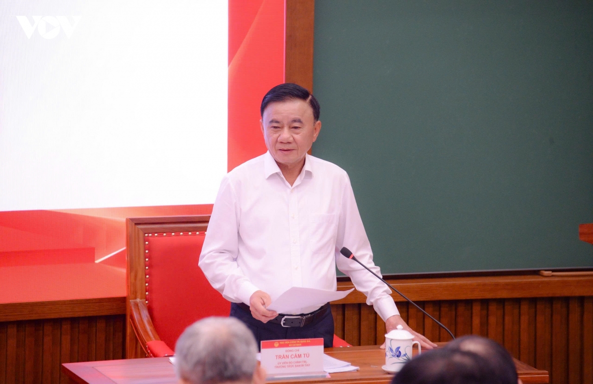 tran-cam-tu-xay-dung-dang-2.jpg