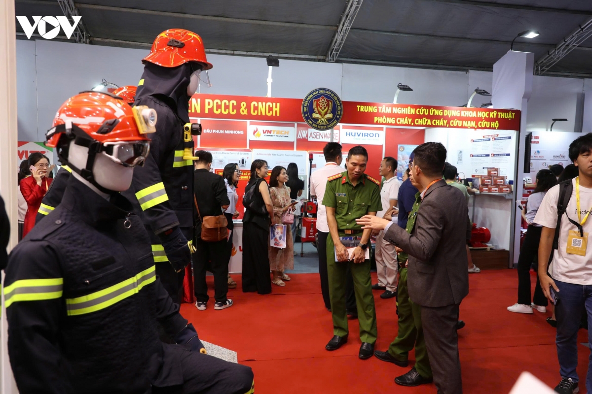trien-lam-pccc29.jpg