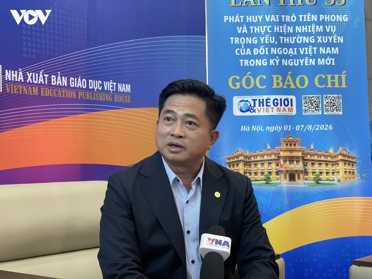 vov-nghi-quyet-23-ve-cong-tac-nguoi-viet-o-nuoc-ngoai-2.jpg