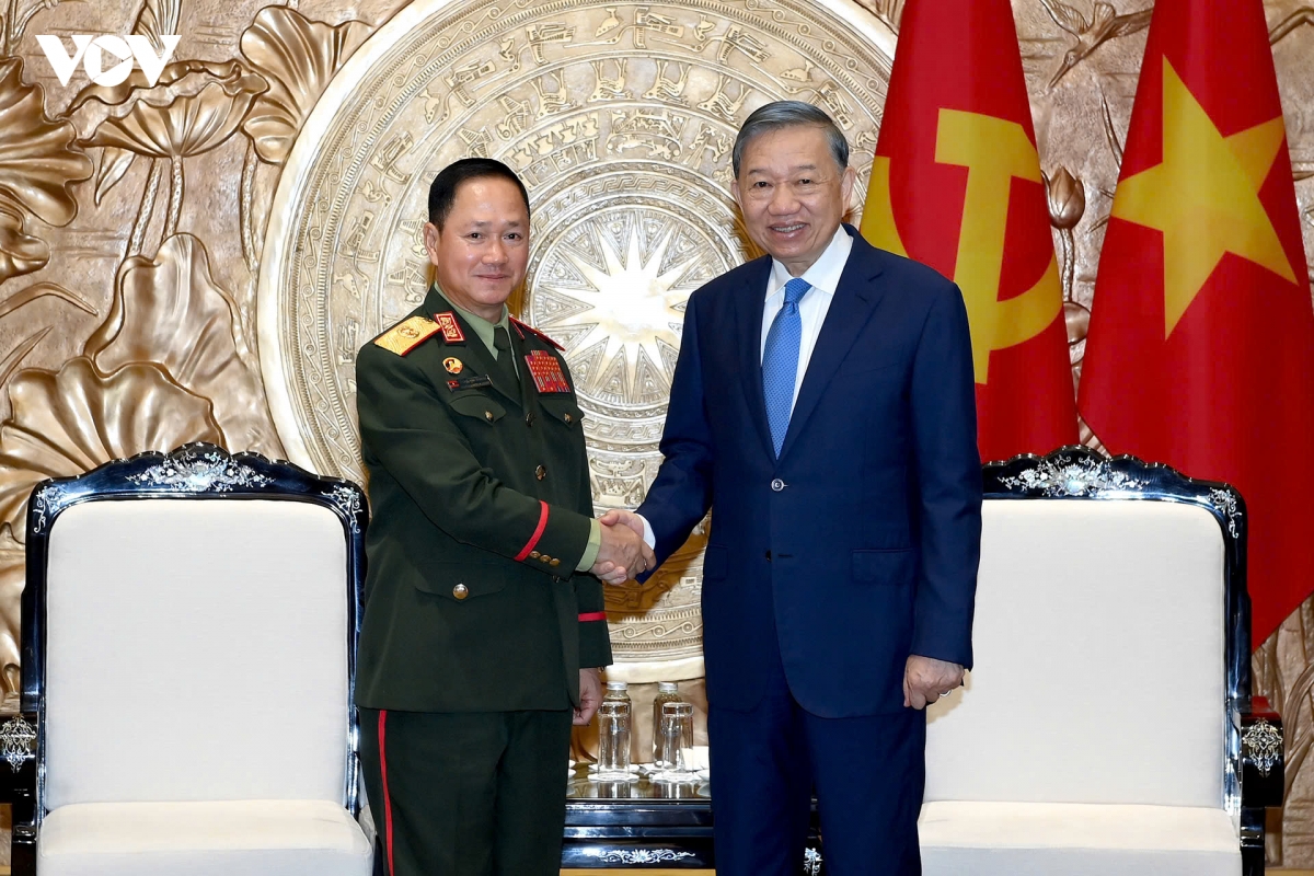 14_10_tong_bi_thu_chu_tich_nuoc_to_lam_va_dai_tuong_khamlieng_outhakaisone_20261014194123.jpg