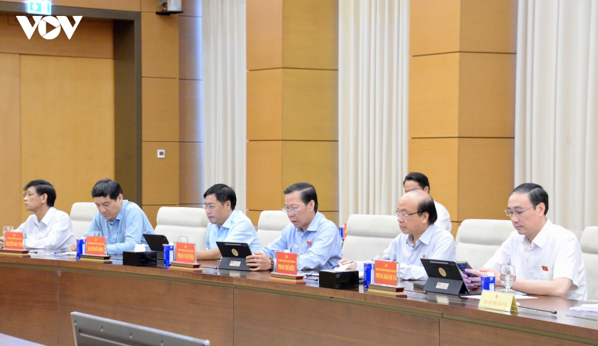 16-10-ctqh-chu-tri-hn-chuan-bi-cho-ky-hop-5.jpg
