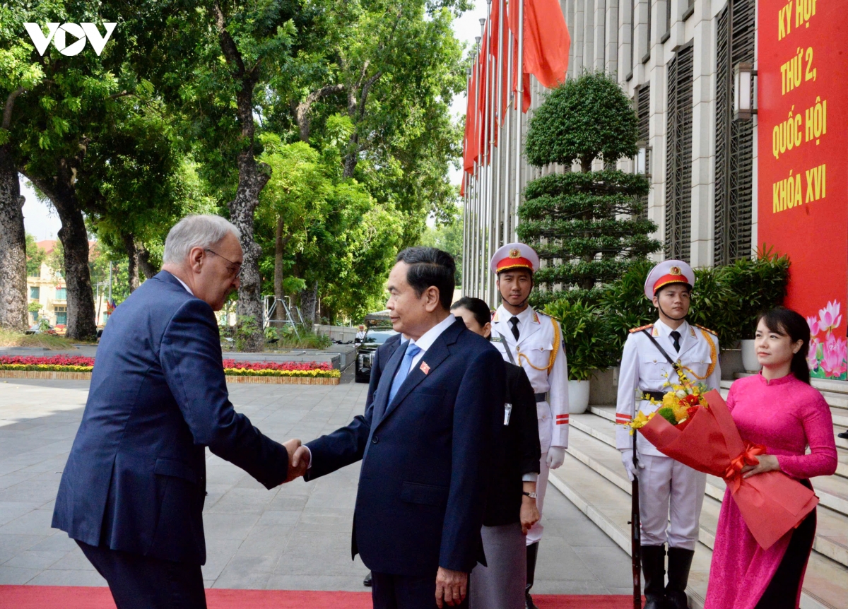 18_10_ctqh_hoi_kien_tong_thong_thuy_si_1_20261018182004.jpg