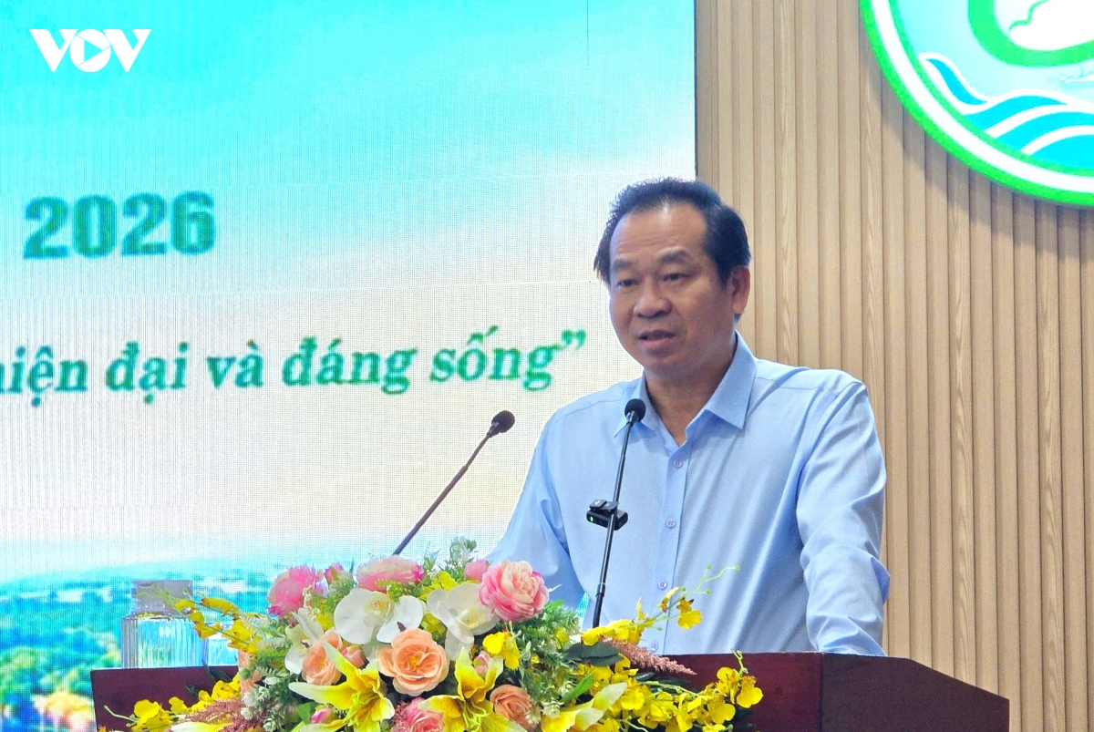 3-ong-duong-vu-nam-pho-giam-doc-so-cong-thuong-tra-loi-ve-ban-khoan-cua-nong-dan-ve-dau-ra-nong-san.jpg