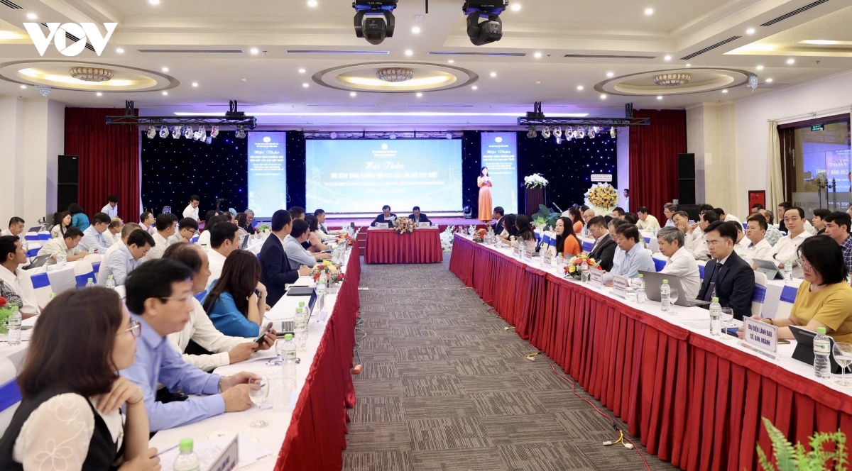 6-10-khoa-hoc-cn-1.jpg
