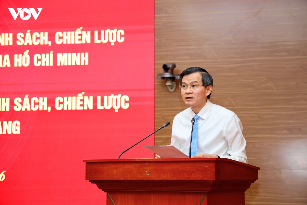 ban-chinh-sach-chien-luoc-trung-uong-1.jpg