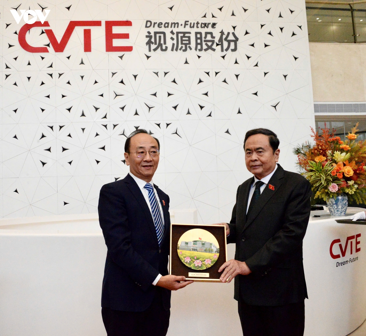 ct-quoc-hoi-tran-thanh-man-3.jpg