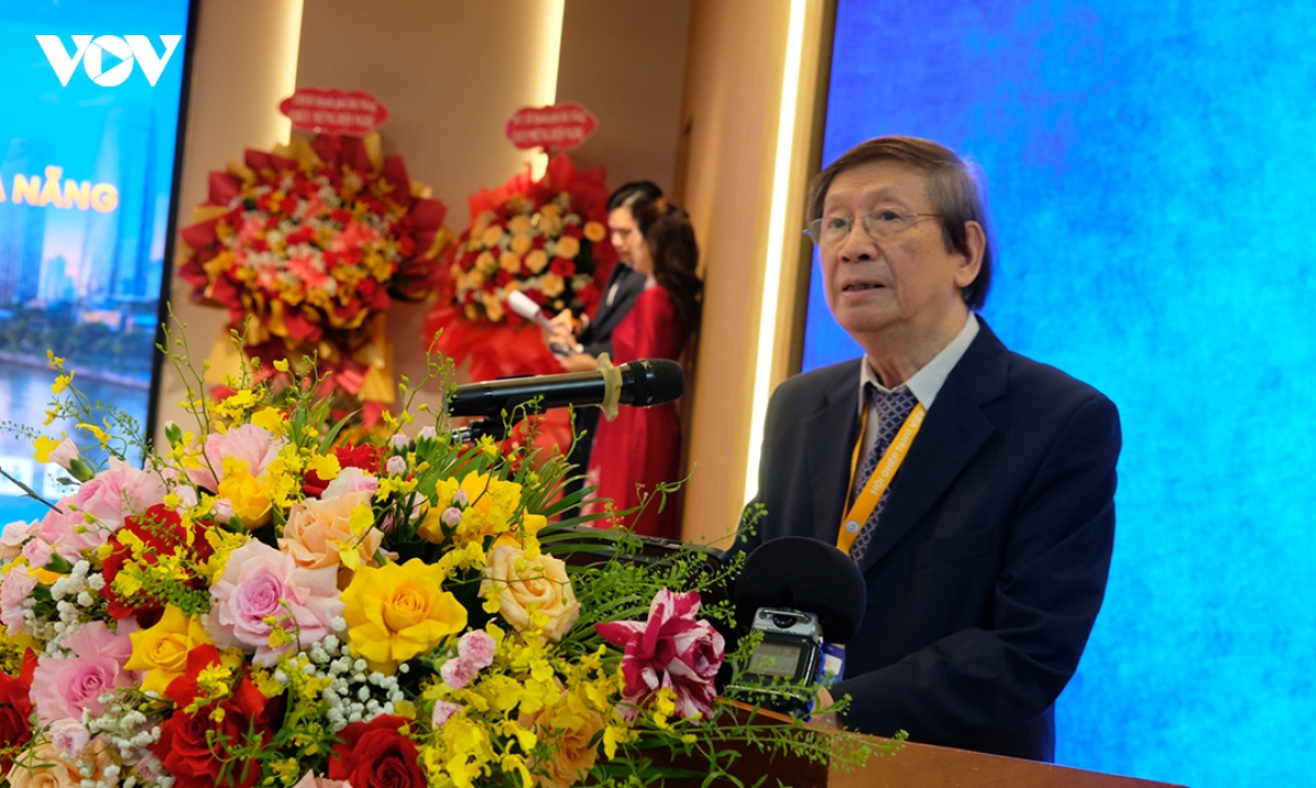 gs.ts-pham-gia-khanh-chu-tich-hoi-ghep-tang-viet-nam.jpg