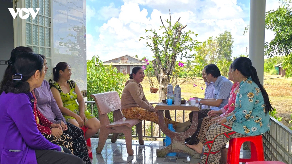 ho-tro-nghi-viec-1.jpg