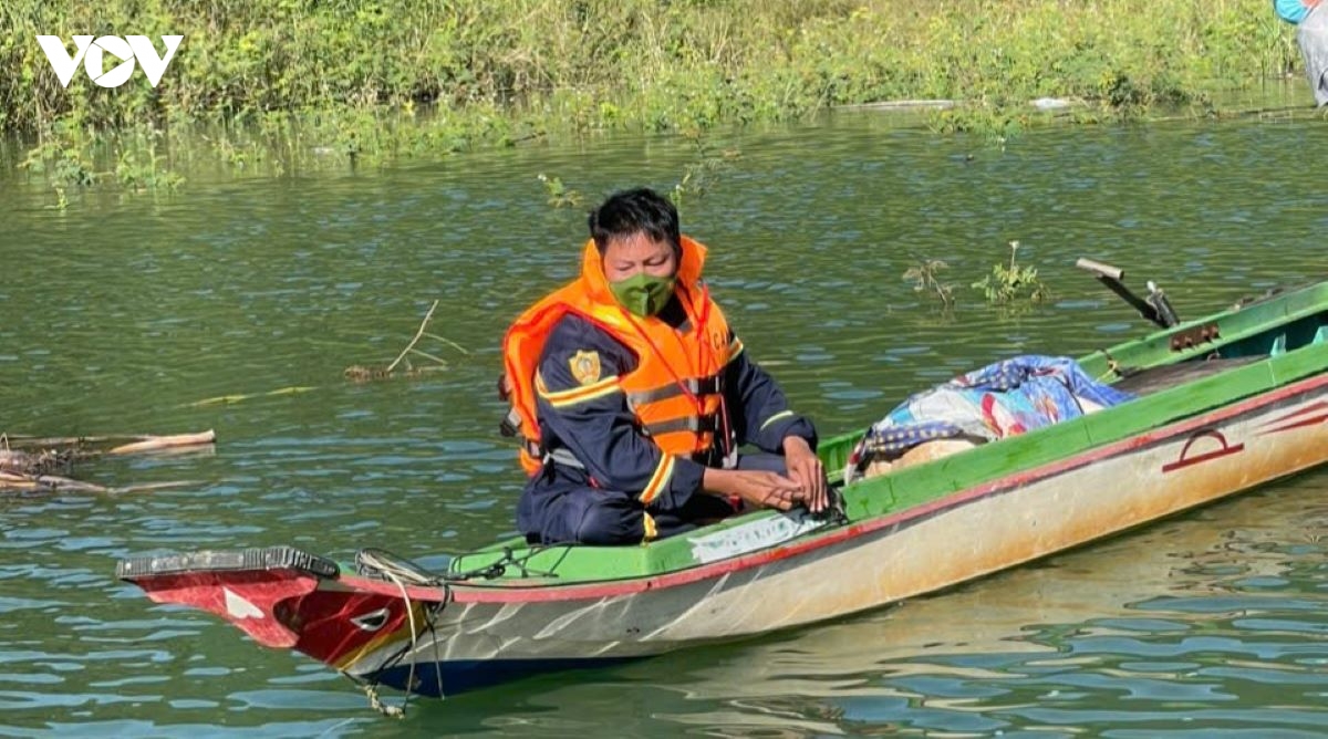 lam-dong-tim-thay-thi-the-nguoi-phu-nu-bi-lu-cuon-3.jpg