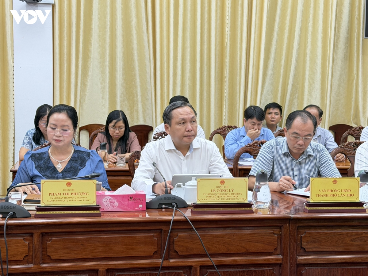 lanh-dao-jpg.jpg