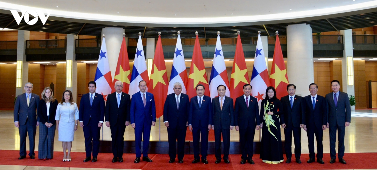 le-tuyet-1.jpg