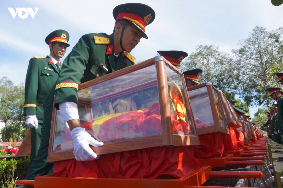 le-vieng-truy-dieu-va-an-tang-120-hai-cot-liet-si-se-dien-ra-ngay-15-thang-10-tai-nghia-trang-liet-si-thanh-pho-can-tho.jpg