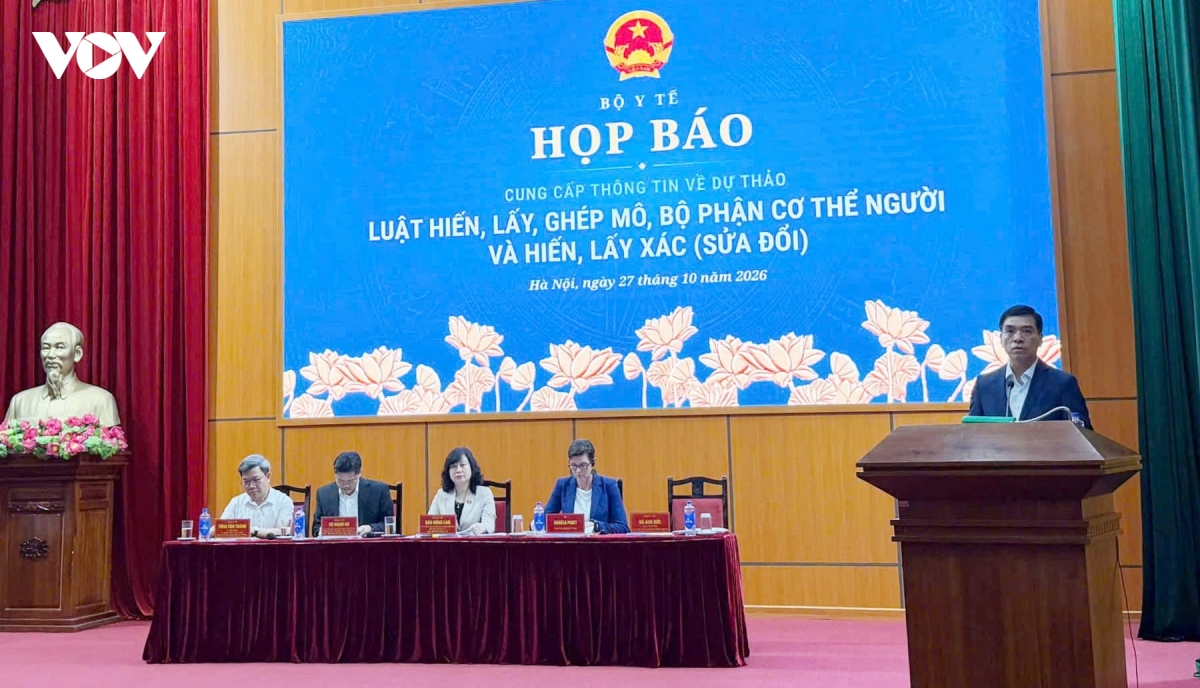 luat-hien-mo-tang-duoi-18-tuoi_1.jpg