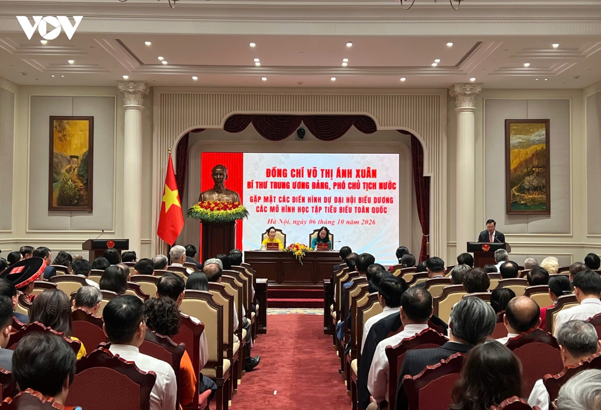 pho-chu-tich-vo-thi-anh-xuan-4.jpg