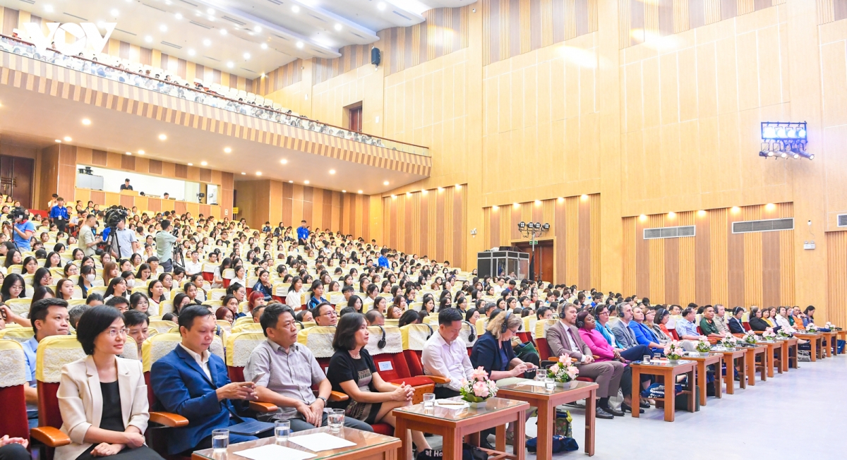 rui-ro-thien-tai-5433.jpg