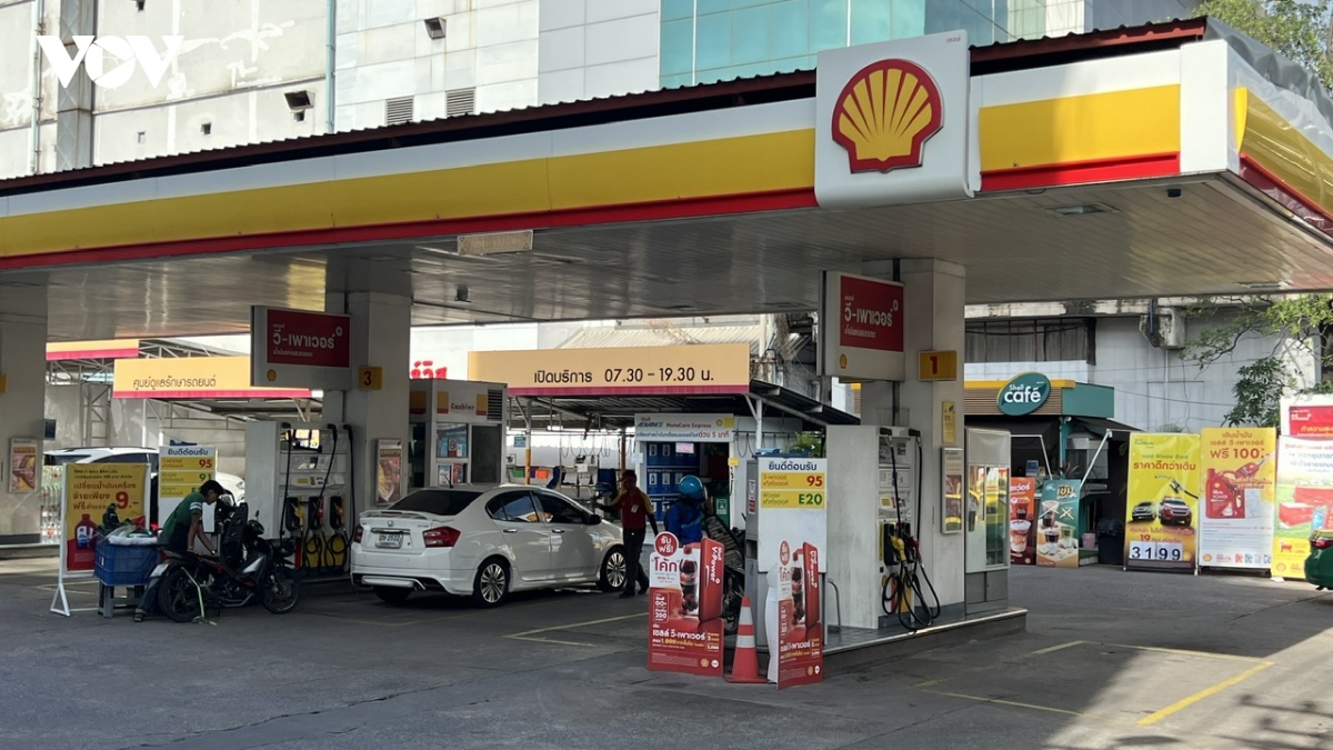 Một trạm xăng trên đường Ramkhamhaeng, Bangkok, Thái Lan. Ảnh: Ngọc Diệp/VOV-Bangkok