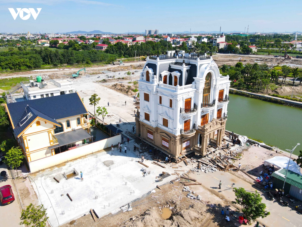 than-den-di-nha-12.jpg