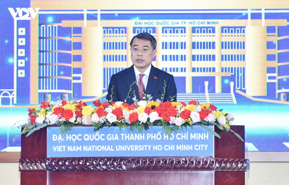 thu-tuong-le-minh-hung-dai-hoc-quoc-gia-ho-chi-minh-9.jpg
