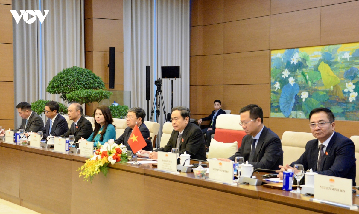 thu-tuong-le-minh-hung-tiep-thu-tuong-ba-lan-1.jpg