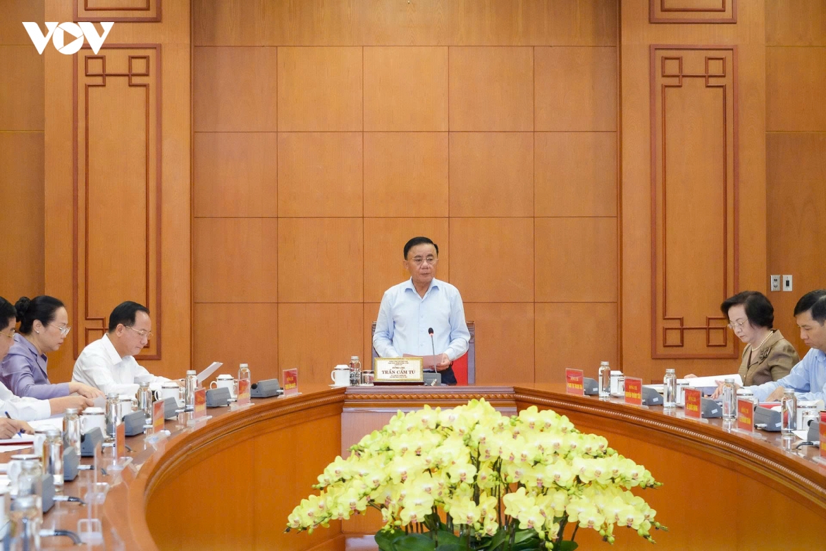thuong-truc-ban-bi-thu-chi-dao-to-chuc-ngay-le-2.jpg