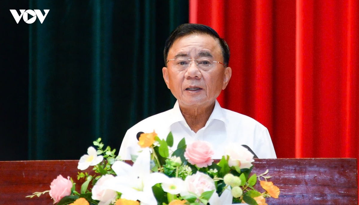 thuong-truc-ban-bi-thu-tran-cam-tu-4_1.jpg