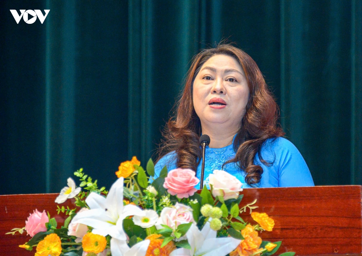 thuong-truc-ban-bi-thu-tran-cam-tu-5_1.jpg