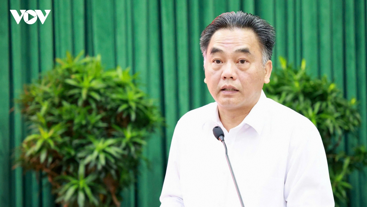 tp-hcm-phan-cong-nhiem-vu-chu-tich-va-7-pho-chu-tich-6_1.jpg