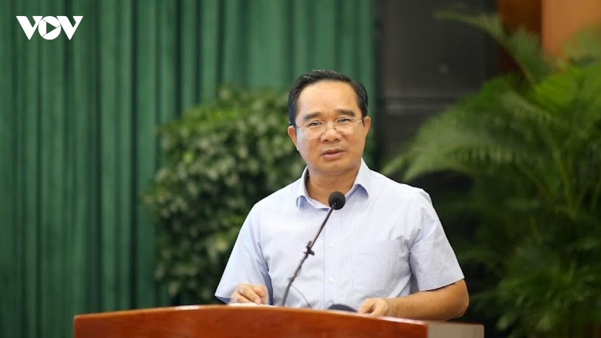 tp-hcm-phan-cong-nhiem-vu-chu-tich-va-7-pho-chu-tich12.jpg